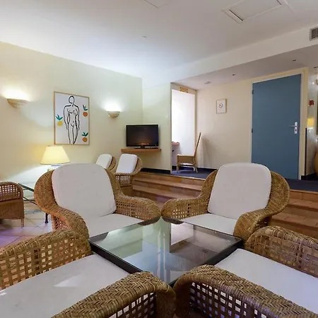 מלון The Deck By Happyculture 4*