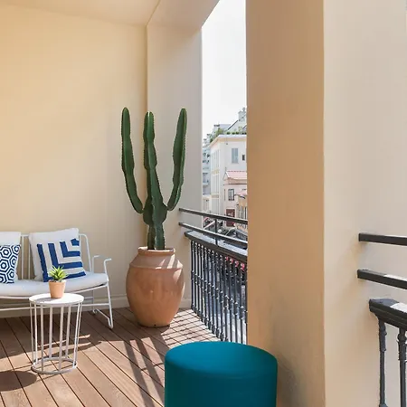 The Deck By Happyculture מלון