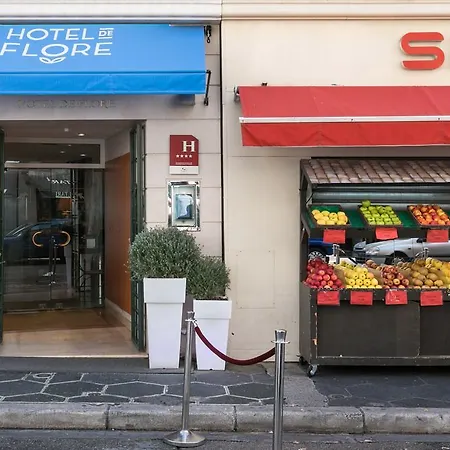 The Deck By Happyculture ניס