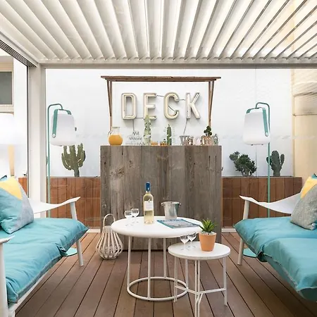מלון The Deck By Happyculture ניס
