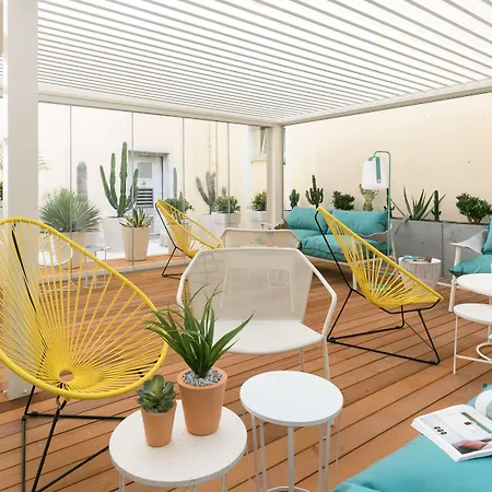 The Deck By Happyculture ניס