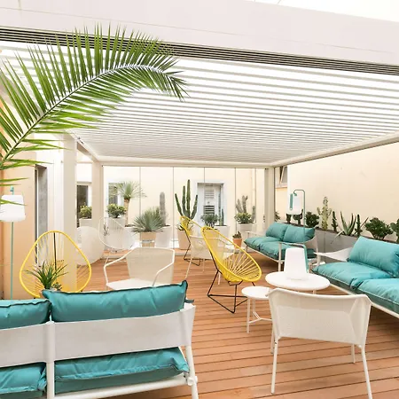 מלון The Deck By Happyculture ניס