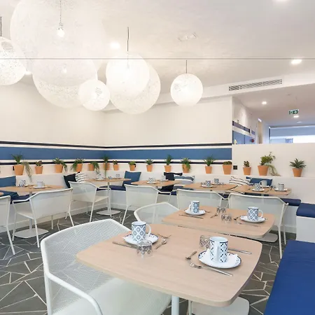 Hotel The Deck By Happyculture 4*