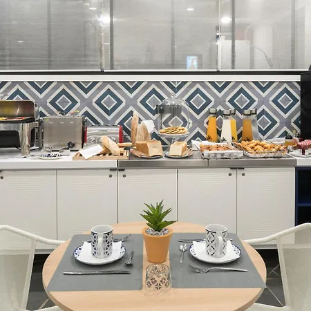 The Deck By Happyculture Hotel Nice