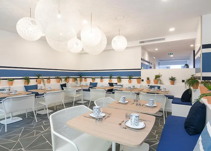 Hotel The Deck By Happyculture 4*