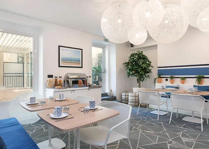 Hotel The Deck By Happyculture