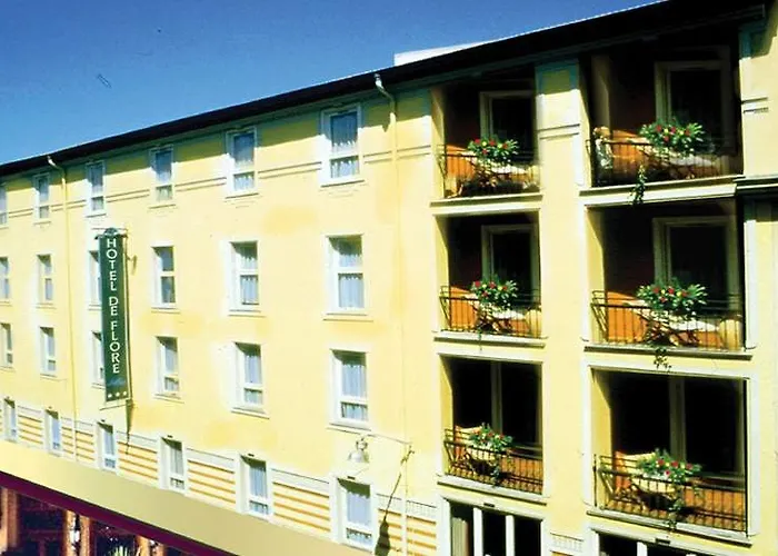 The Deck By Happyculture 4*