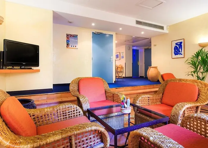 The Deck By Happyculture Hotel 4*